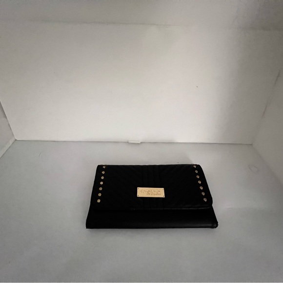 Black and gold wallet with studs #luxuryaccessories bebe - Picture 2 of 6